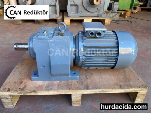 ikinci el 5.5 hp 30 devir redüktör